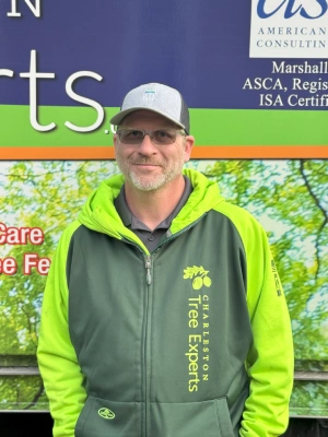 Aron Landsaw, ISA Certified Arborist IL-9434A